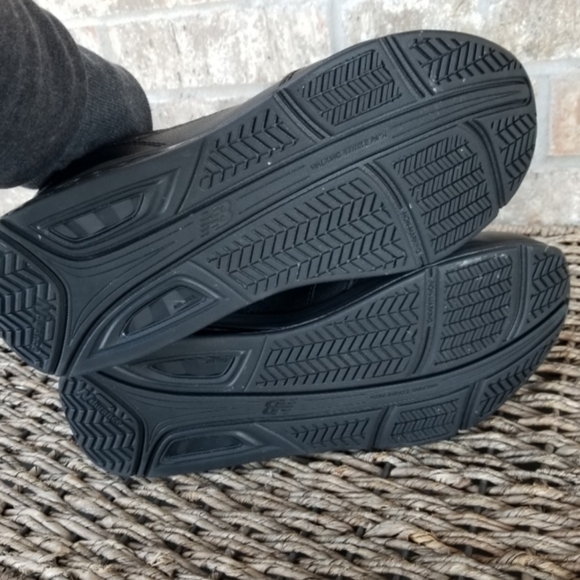 New Balance BLACK UNISEX Work Shoes (M8.5D /W10D) Durable Walking Sneakers - Picture 9 of 10